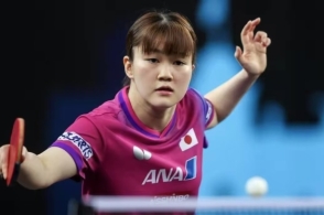 尤其是在球 尤其是在球