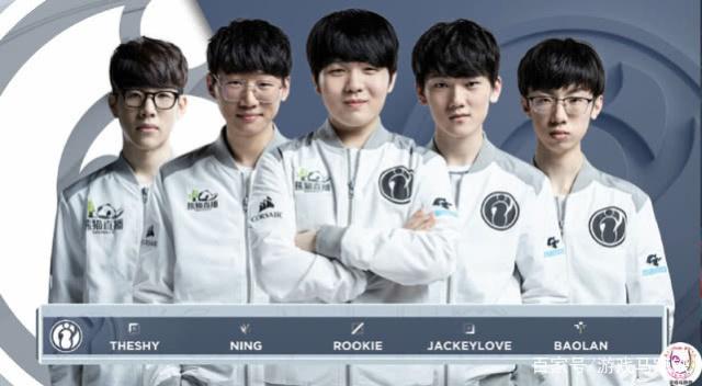 舞台上占据 舞台上占据