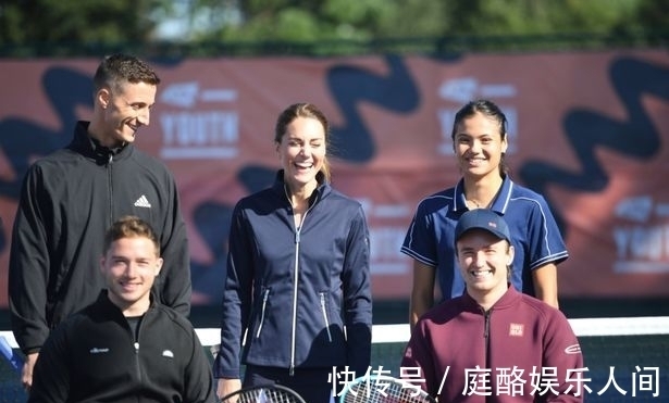 的球队突然 的球队突然