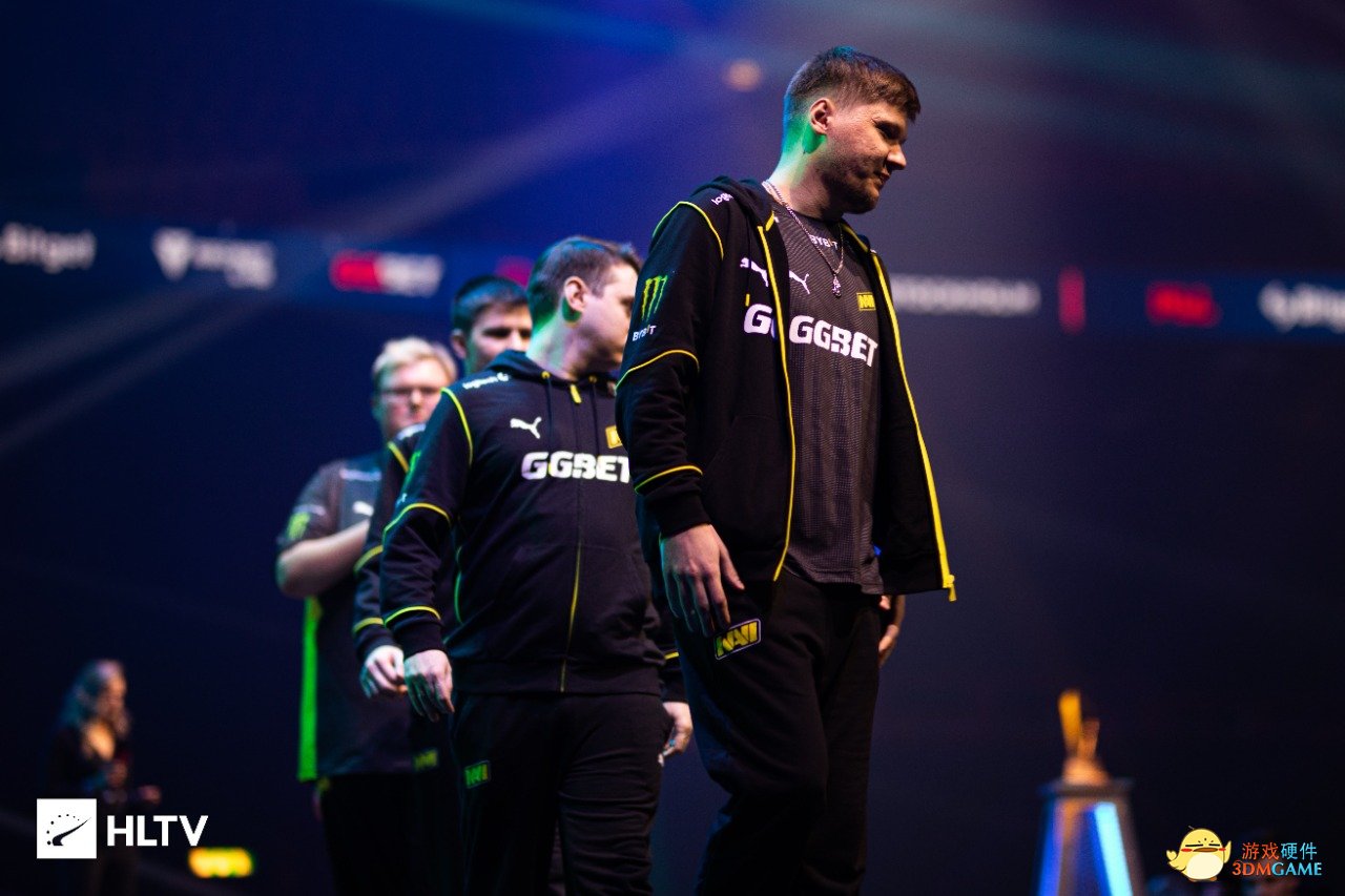 与日本U2 与日本U2