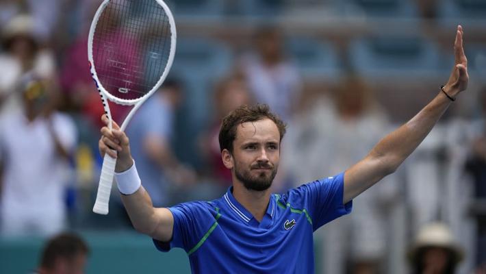 他强调训练 他强调训练